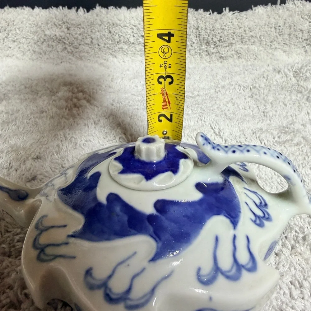 Vtg Blue and White‎ Porcelain Flat Scalloped Teapot Wave Cloud Pattern Seal Mark